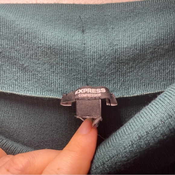 Express Women’s Green Black Lace Trim Bodycon knit Midi Sweater skirt in Size L - Picture 4 of 8